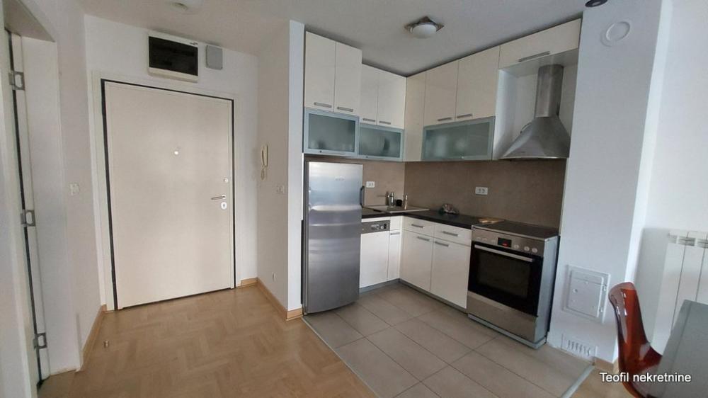 Slika 3 - Maksima Gorkog, Dvosoban stan za izdavanje, 50m2, 700€