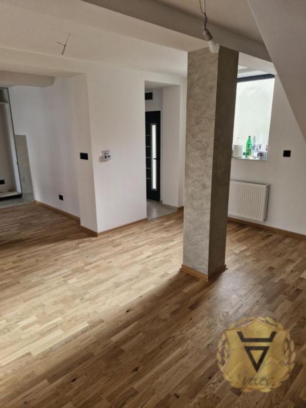 Slika 4 - Kuća za izdavanje, 80m2, 1.200€