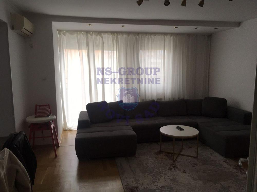 Slika 1 - Četvorosoban stan na prodaju, 109m2, 336.810€