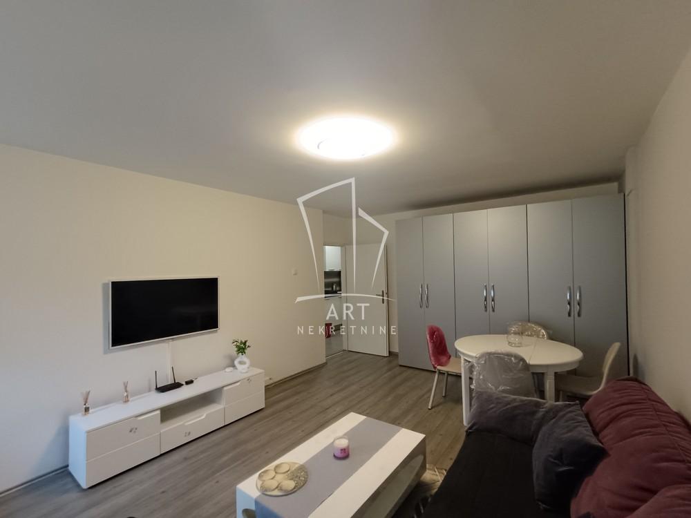 Slika 1 - Bulevar Zorana Đinđića, Jednosoban stan za izdavanje, 42m2, 600€