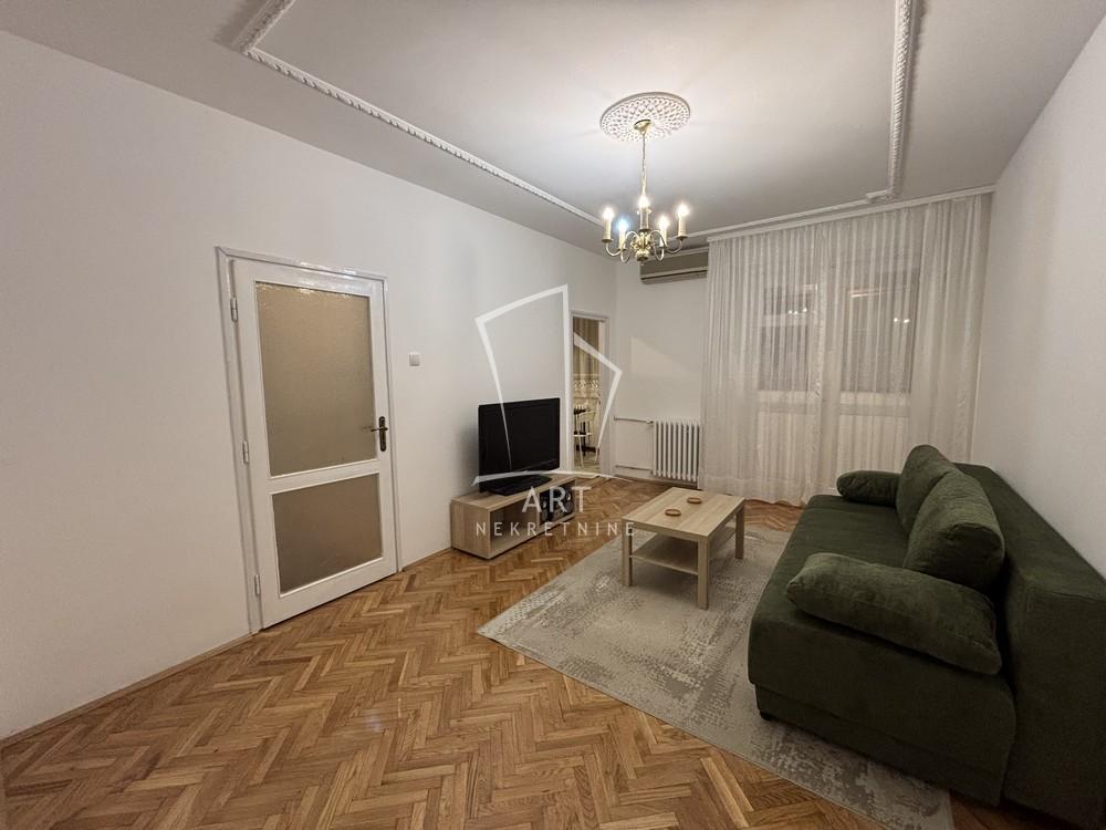 Slika 1 - Bulevar despota Stefana, Dvosoban stan za izdavanje, 51m2, 750€