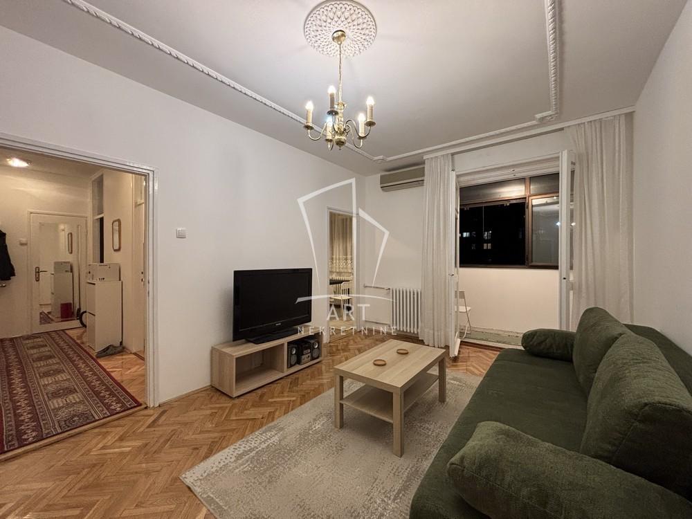 Glavna slika -Bulevar despota Stefana, Dvosoban stan za izdavanje, 51m2, 750€