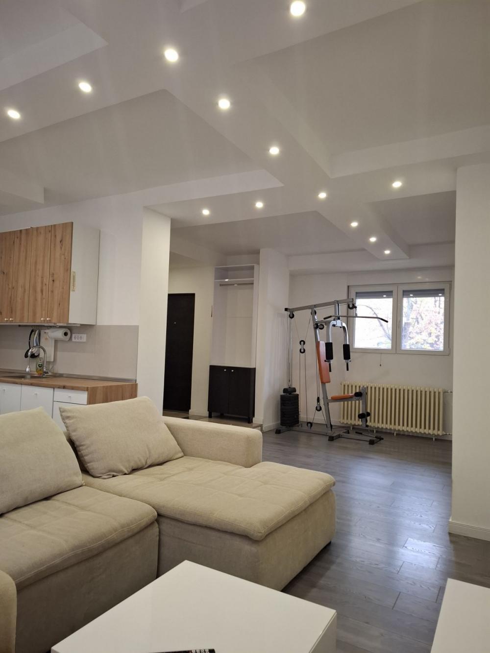 Glavna slika -Jurija Gagarina, Trosoban stan za izdavanje, 80m2, 700€