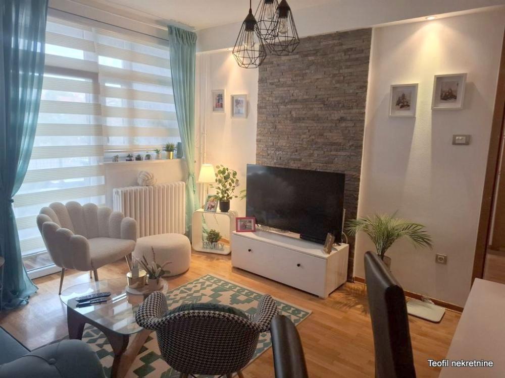Slika 1 - Ustanička, Trosoban stan na prodaju, 90m2, 215.000€