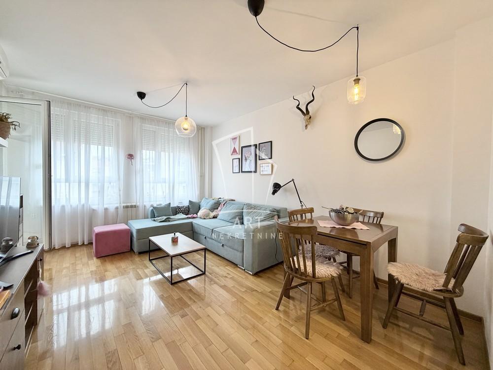 Glavna slika -Dimitrija Tucovića, Dvosoban stan na prodaju, 47m2, 198.000€