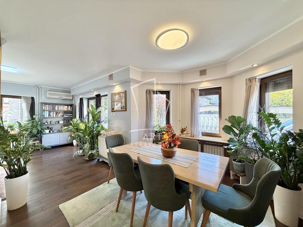 Slika 1 - Rastislava Marića,  Kuća na prodaju, 314m2, 500.000€