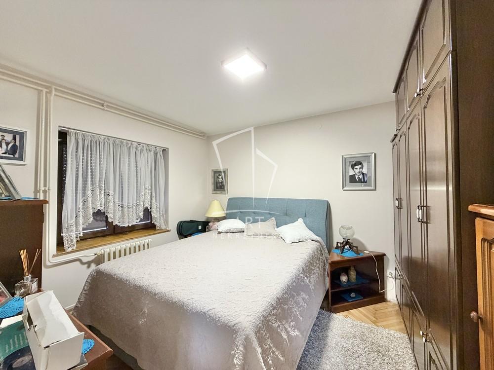 Slika 6 - Rastislava Marića,  Kuća na prodaju, 314m2, 500.000€