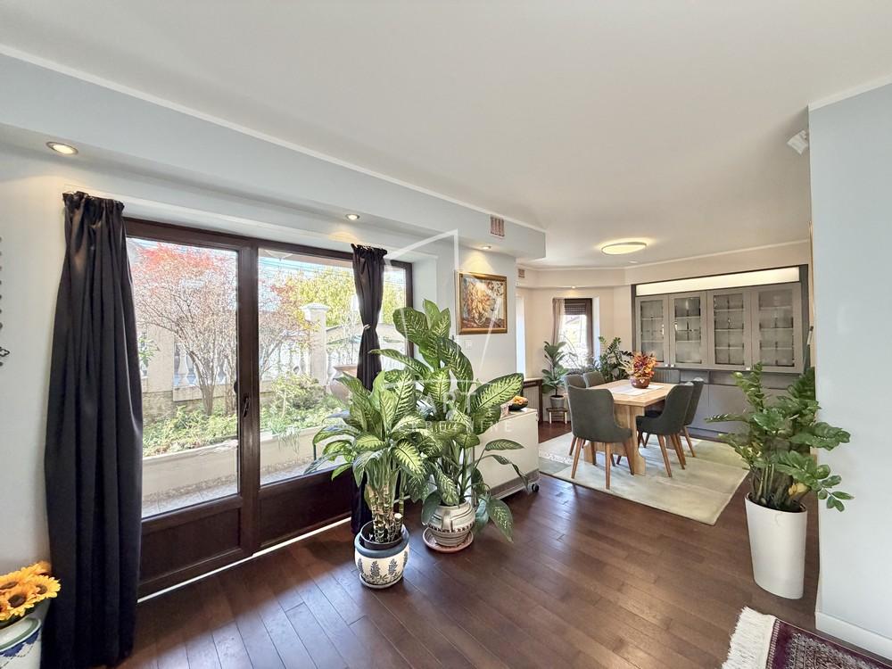 Slika 2 - Rastislava Marića,  Kuća na prodaju, 314m2, 500.000€