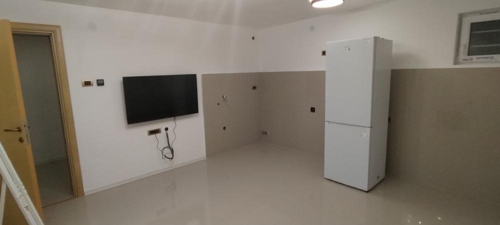 Slika 3 - Gostivarska, Jednoiposoban stan za izdavanje, 50m2, 300€