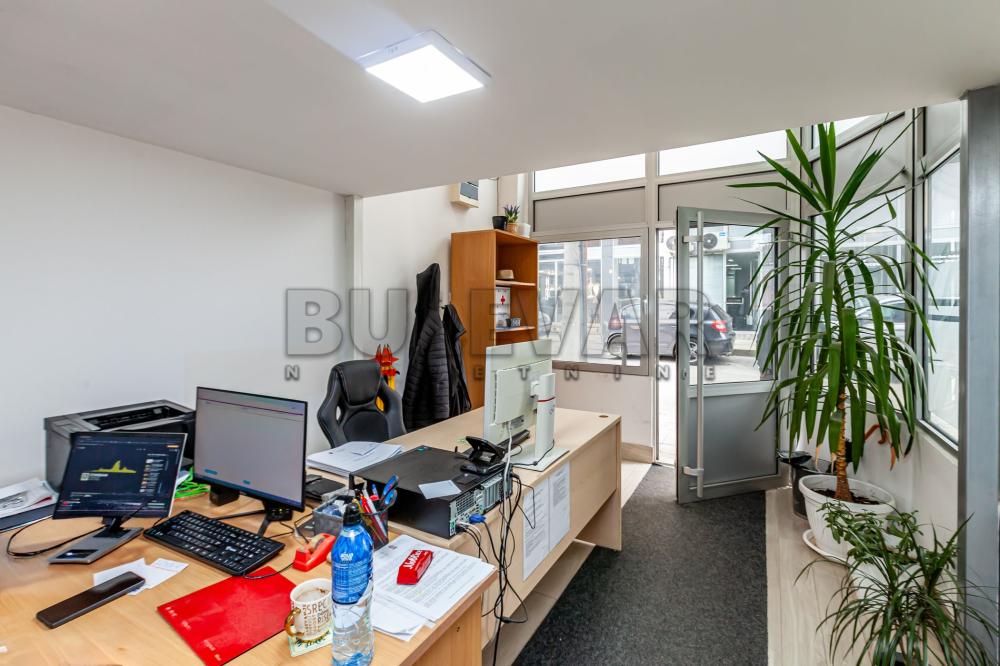 Slika 4 - Vojvode Vuka,  Lokal na prodaju, 60m2, 92.280€