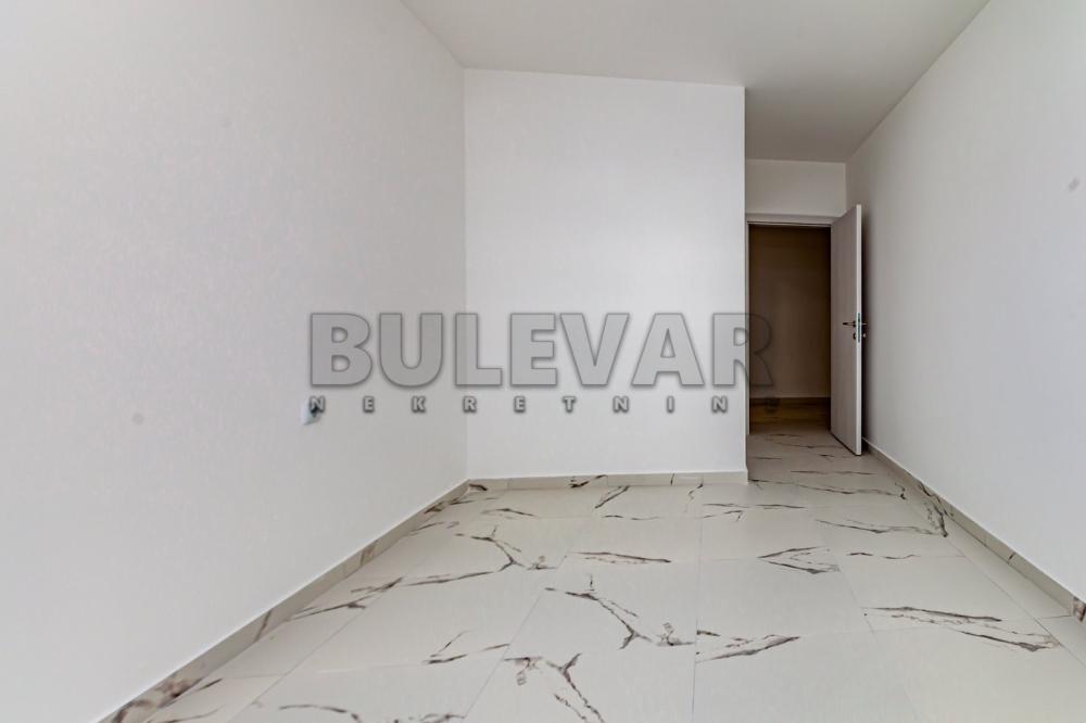 Slika 2 - Vase Pelagića, Dvoiposoban stan na prodaju, 73m2, 145.000€