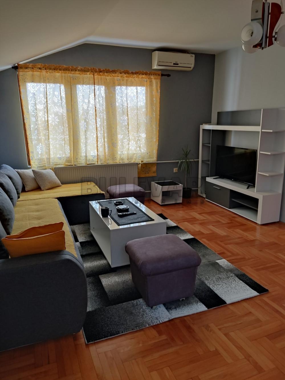 Glavna slika -Uroša Predića, Trosoban stan za izdavanje, 69m2, 400€