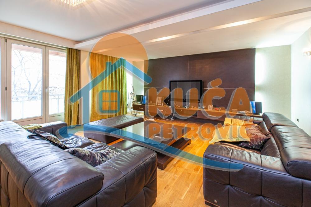 Glavna slika -Milana Rakića, Četvorosoban stan za izdavanje, 150m2, 900€