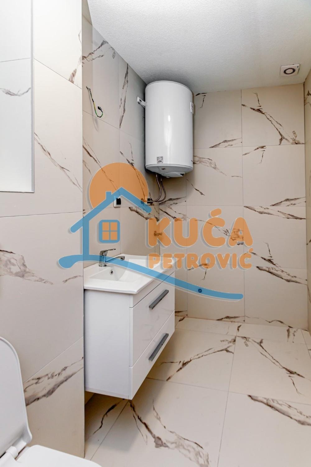 Slika 7 - Vase Pelagića, Dvoiposoban stan na prodaju, 73m2, 145.000€