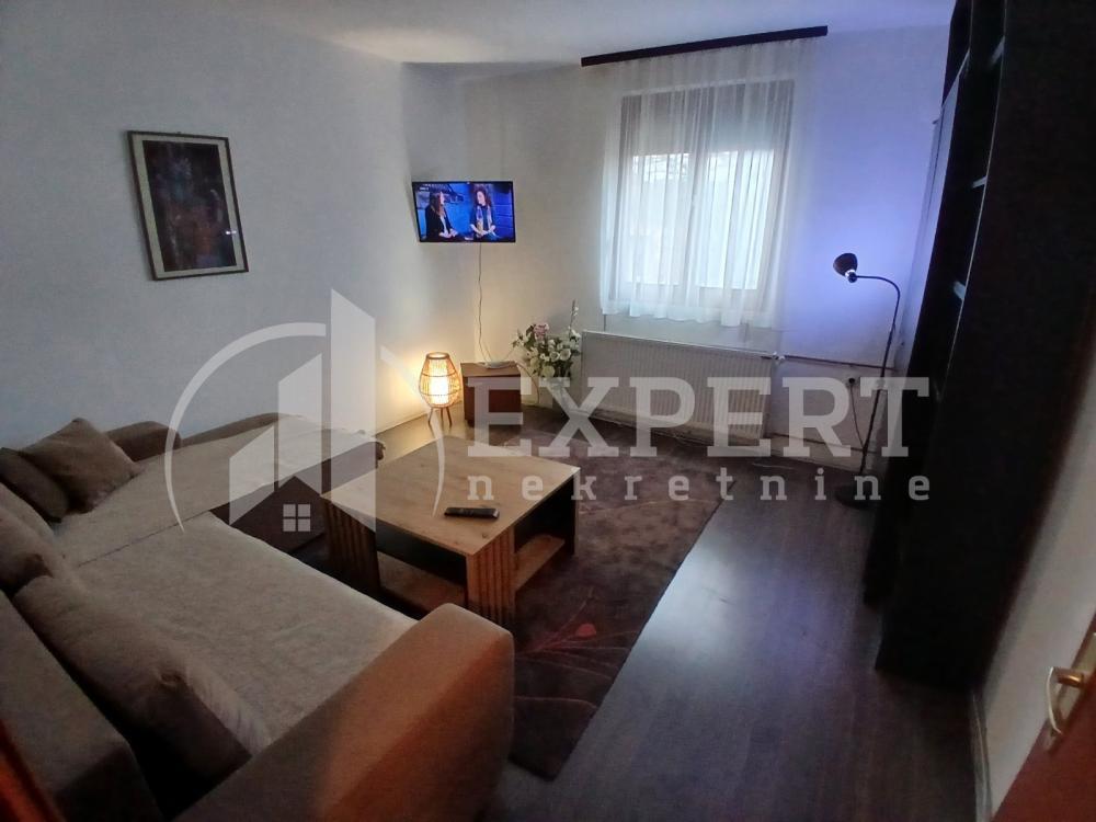 Glavna slika -Šumatovačka, Jednosoban stan za izdavanje, 37m2, 300€