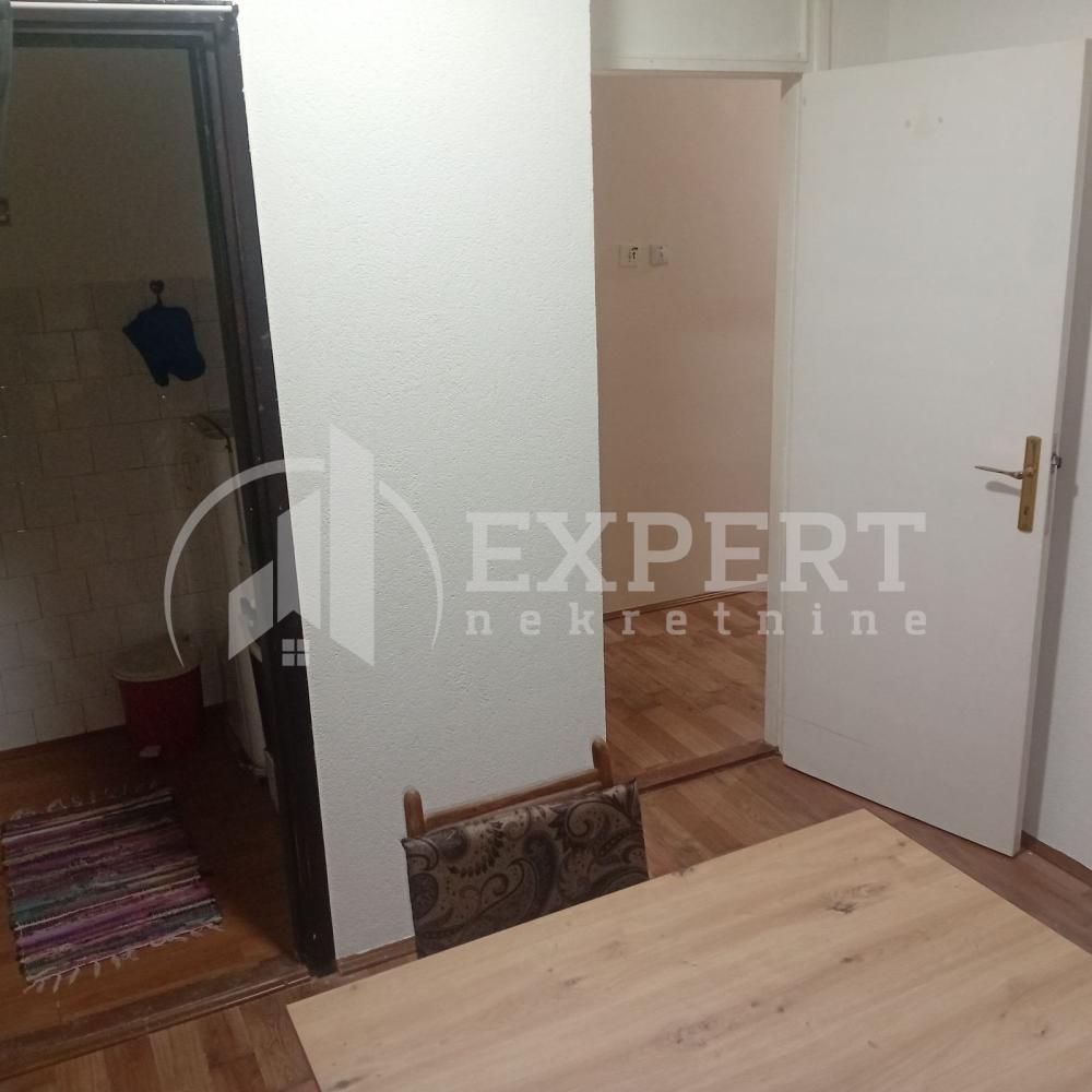 Glavna slika -Sinđelićev trg, Jednoiposoban stan za izdavanje, 39m2, 350€