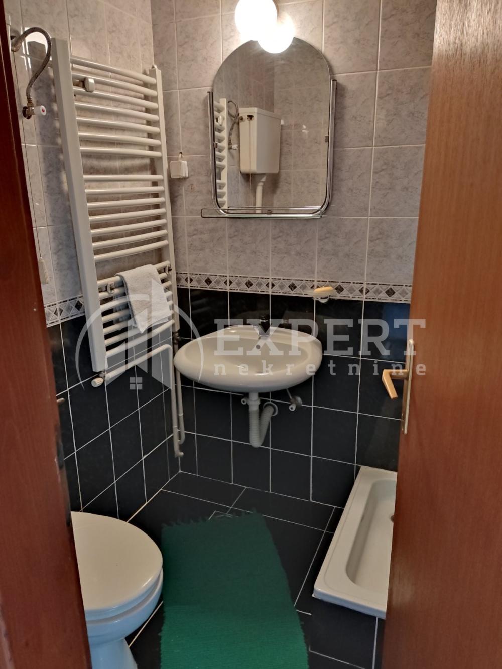 Slika 8 - Uroša Predića, Trosoban stan za izdavanje, 69m2, 400€