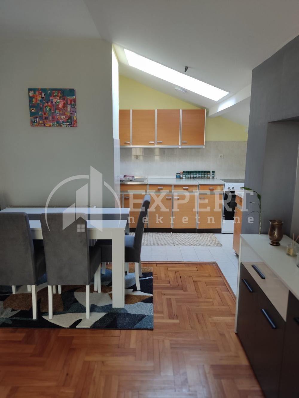 Slika 2 - Uroša Predića, Trosoban stan za izdavanje, 69m2, 400€