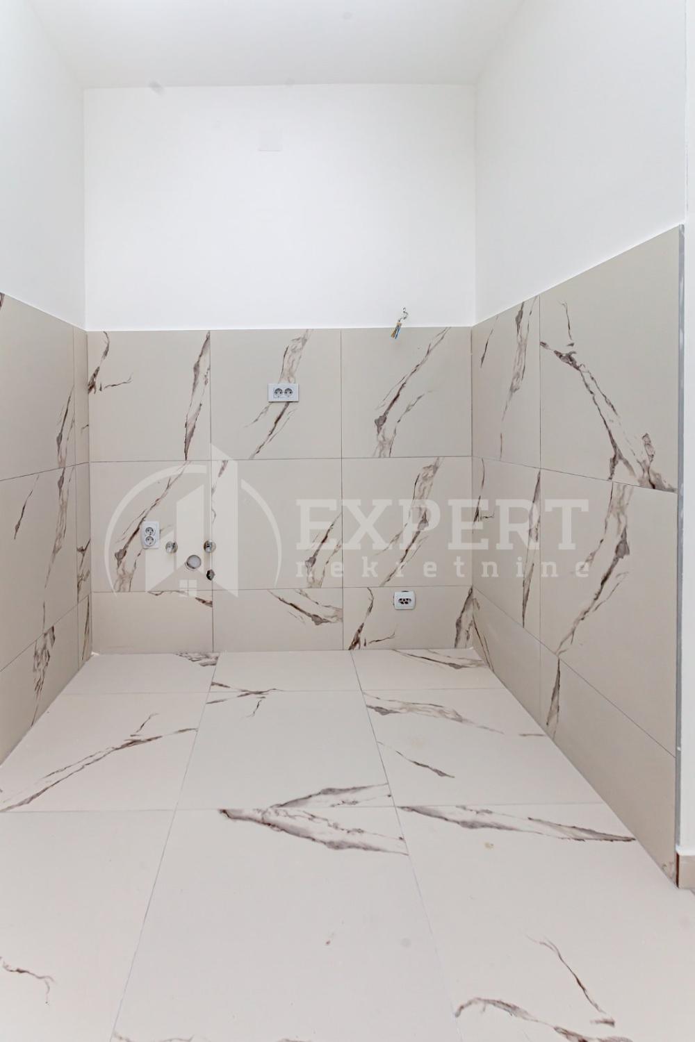 Slika 1 - Vase Pelagića, Dvoiposoban stan na prodaju, 73m2, 145.000€