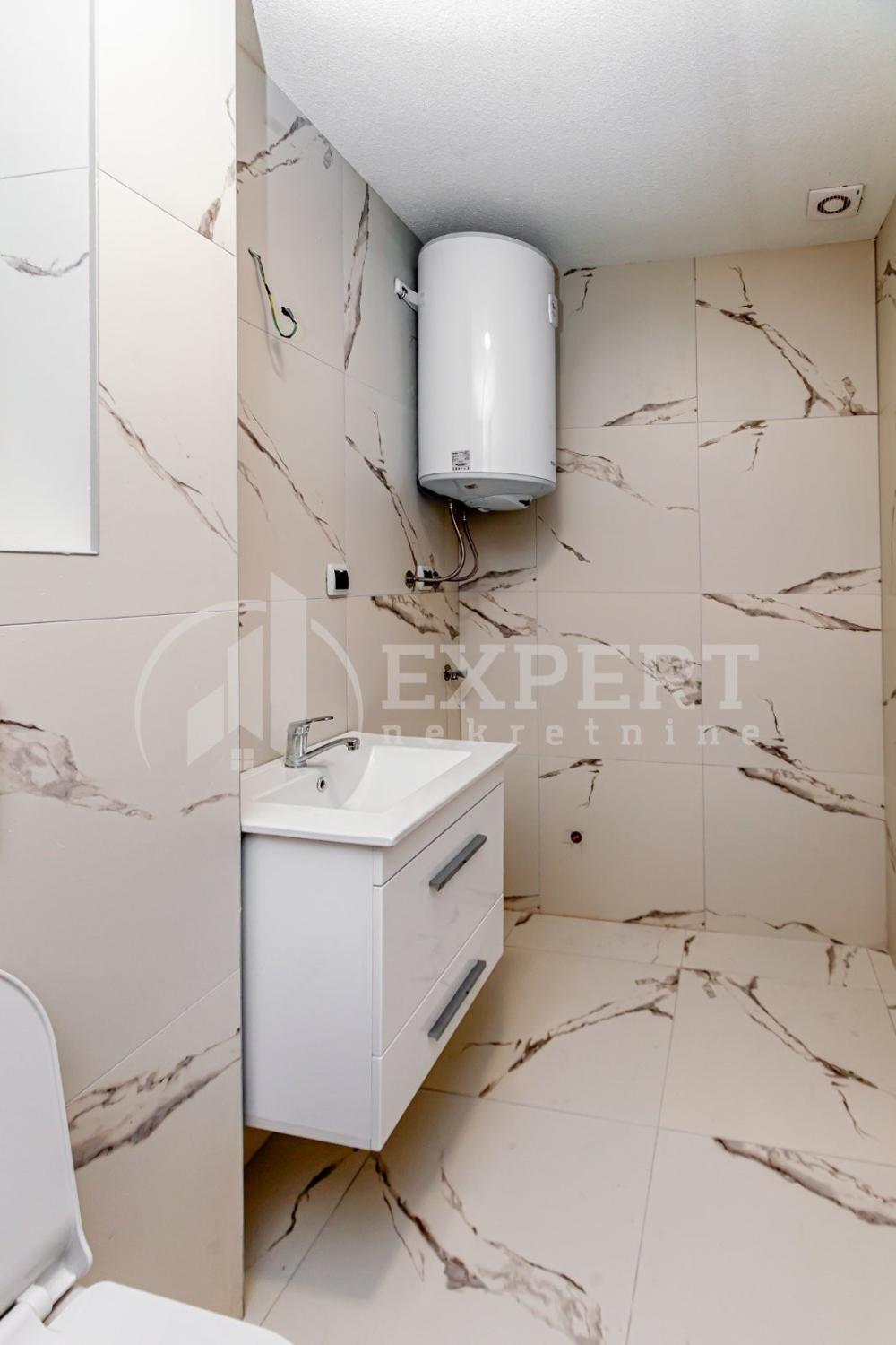 Slika 7 - Vase Pelagića, Dvoiposoban stan na prodaju, 73m2, 145.000€