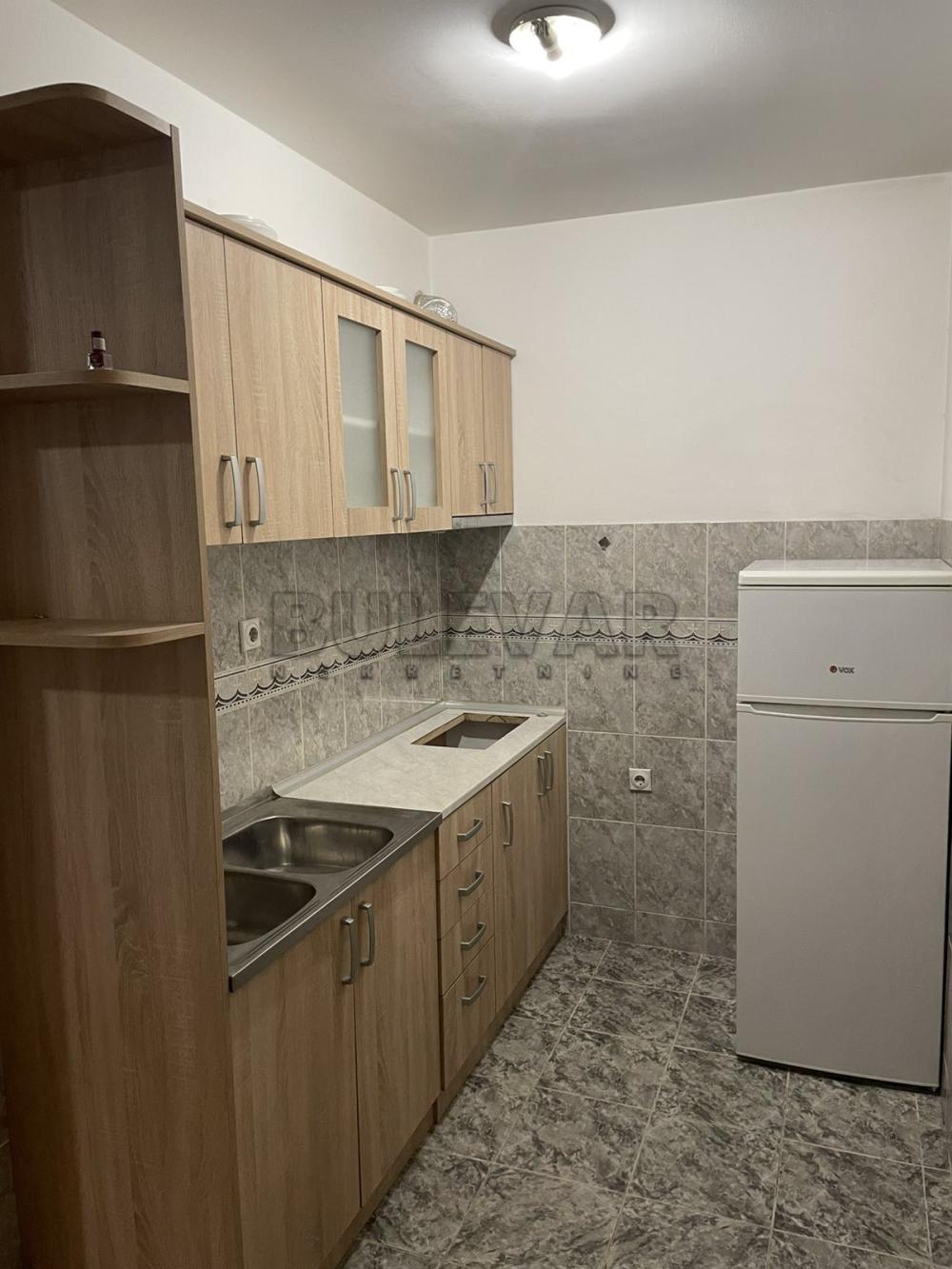 Slika 2 - Zelengorska, Jednoiposoban stan za izdavanje, 45m2, 300€