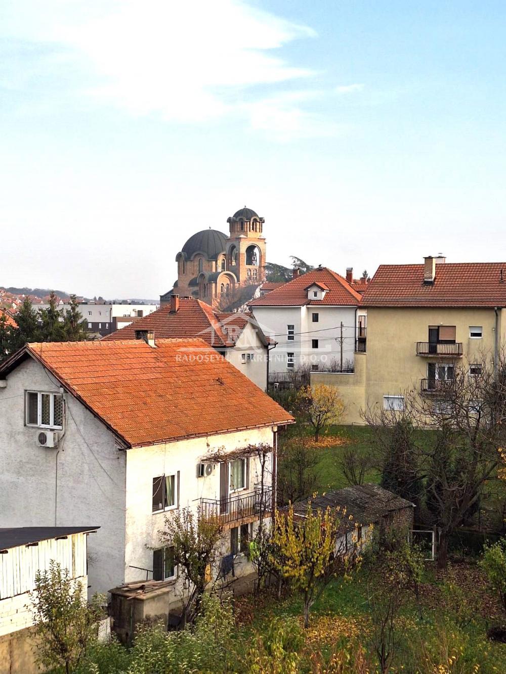 Slika 2 - 1. maja,  Kuća na prodaju, 474m2, 259.000€