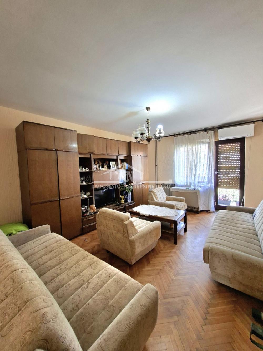 Slika 4 - 1. maja,  Kuća na prodaju, 474m2, 259.000€