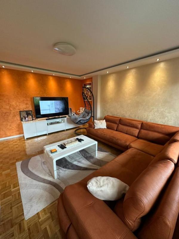 Glavna slika -Trosoban stan na prodaju, 80m2, 202.500€