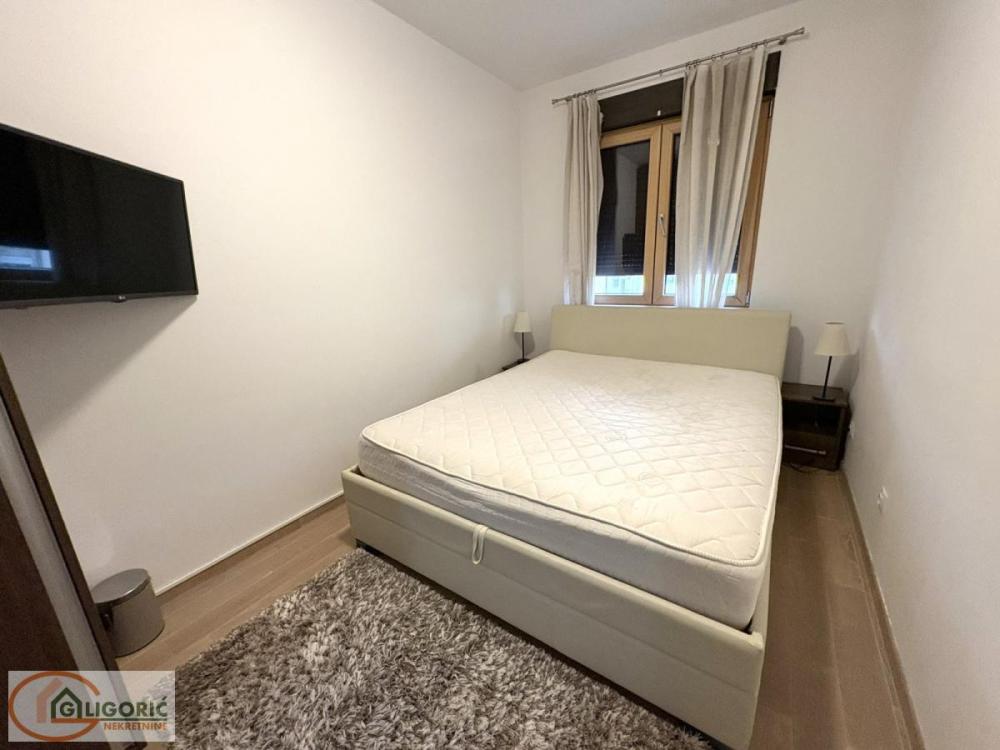 Slika 8 - Trosoban stan za izdavanje, 70m2, 1.300€
