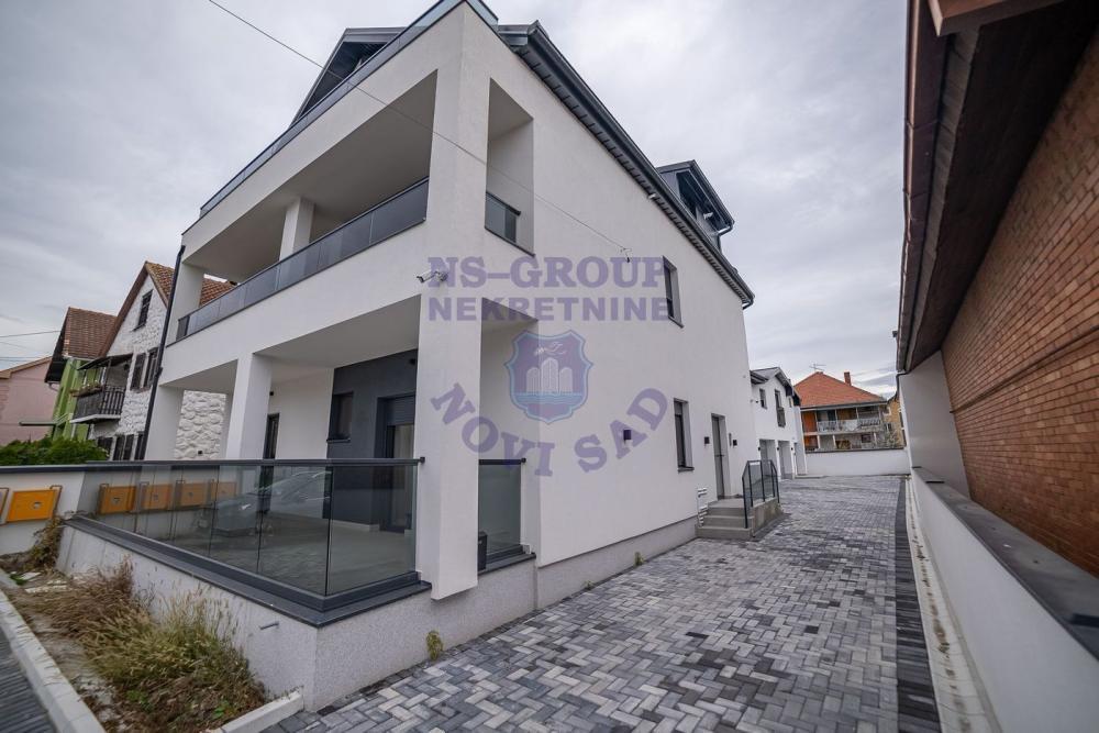 Glavna slika -Zrmanjska, Četvorosoban stan na prodaju, 89m2, 180.360€