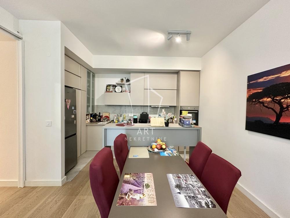 Slika 3 - Luke Ćelovića Trebinjca, Četvorosoban stan na prodaju, 110m2, 498.000€