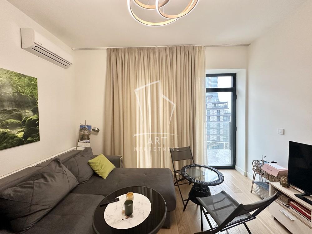 Slika 1 - Luke Ćelovića Trebinjca, Četvorosoban stan na prodaju, 110m2, 498.000€