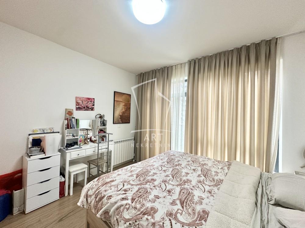 Slika 5 - Luke Ćelovića Trebinjca, Četvorosoban stan na prodaju, 110m2, 498.000€