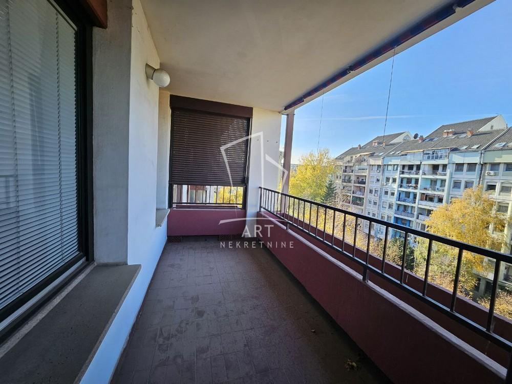 Slika 11 - Prve pruge,  Lokal za izdavanje, 95m2, 1.000€