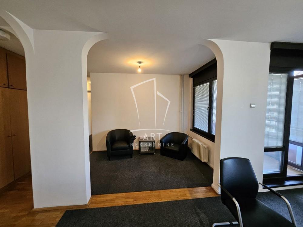 Slika 2 - Prve pruge,  Lokal za izdavanje, 95m2, 1.000€