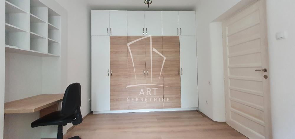 Slika 2 - Koste Taušanovića, Jednosoban stan za izdavanje, 29m2, 500€