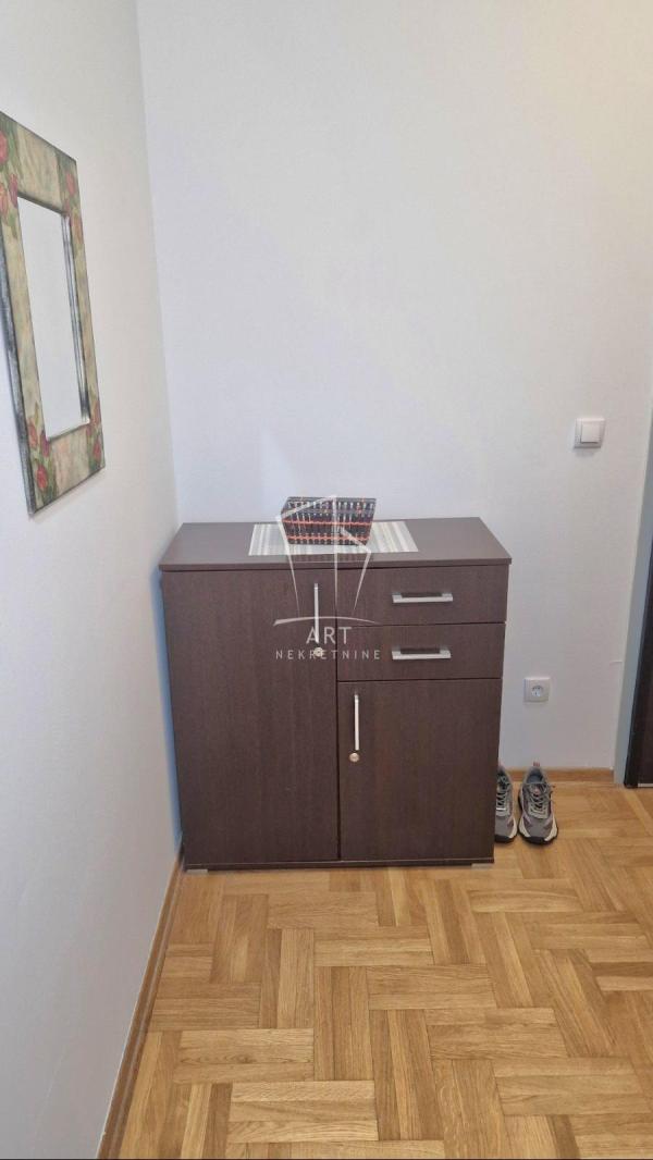 Slika 5 - Vojvode Micka Krstića, Jednoiposoban stan za izdavanje, 50m2, 500€