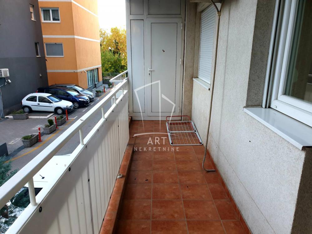 Slika 11 - Vojvode Micka Krstića, Jednoiposoban stan za izdavanje, 50m2, 500€