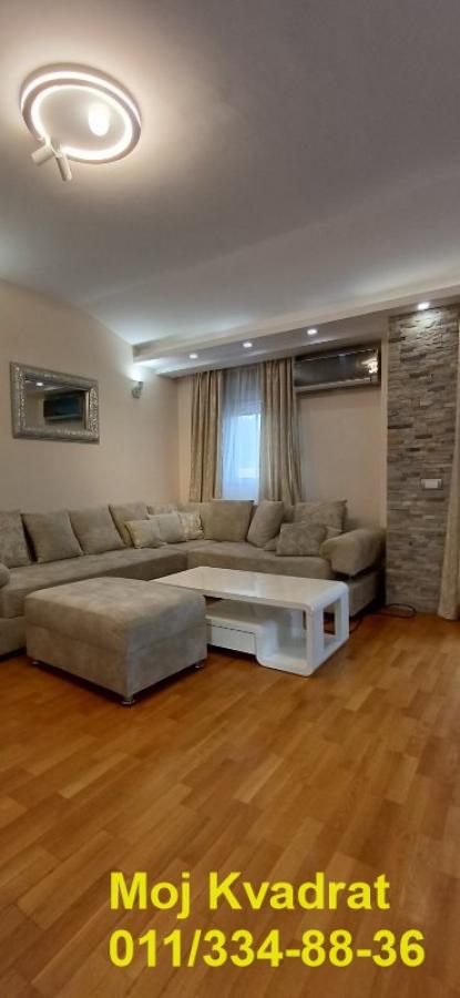 Slika 1 - Trosoban stan za izdavanje, 68m2, 1.200€