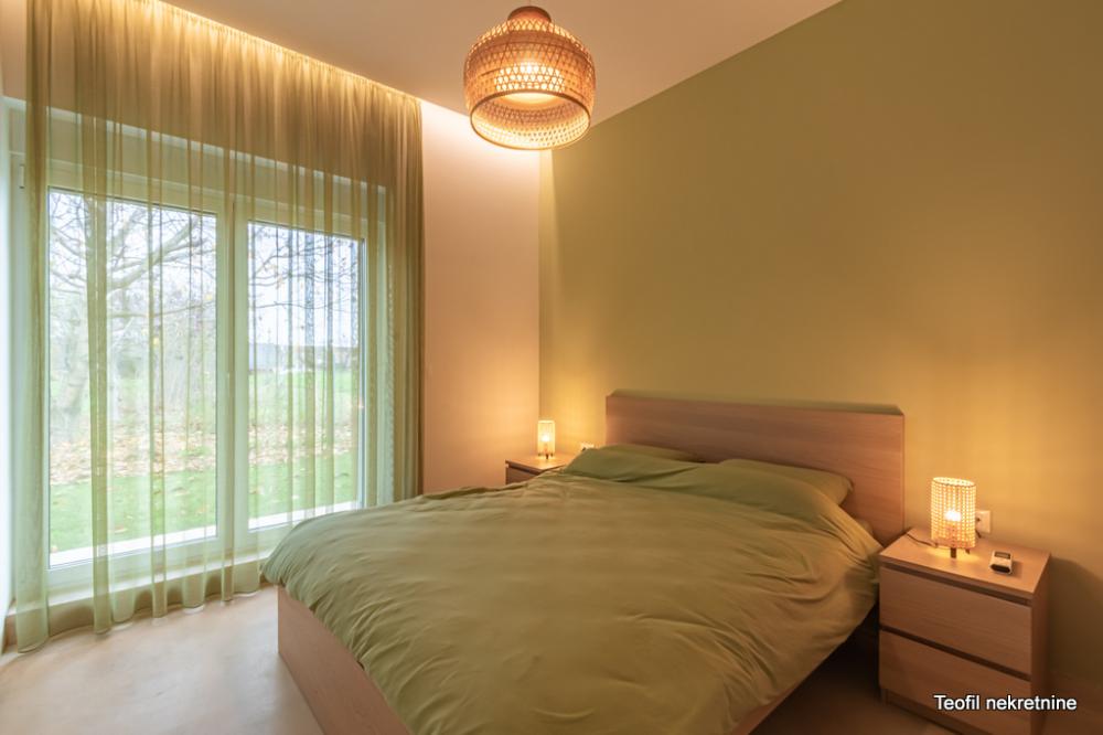 Slika 5 - Vere Miščević,  Kuća na prodaju, 380m2, 750.000€