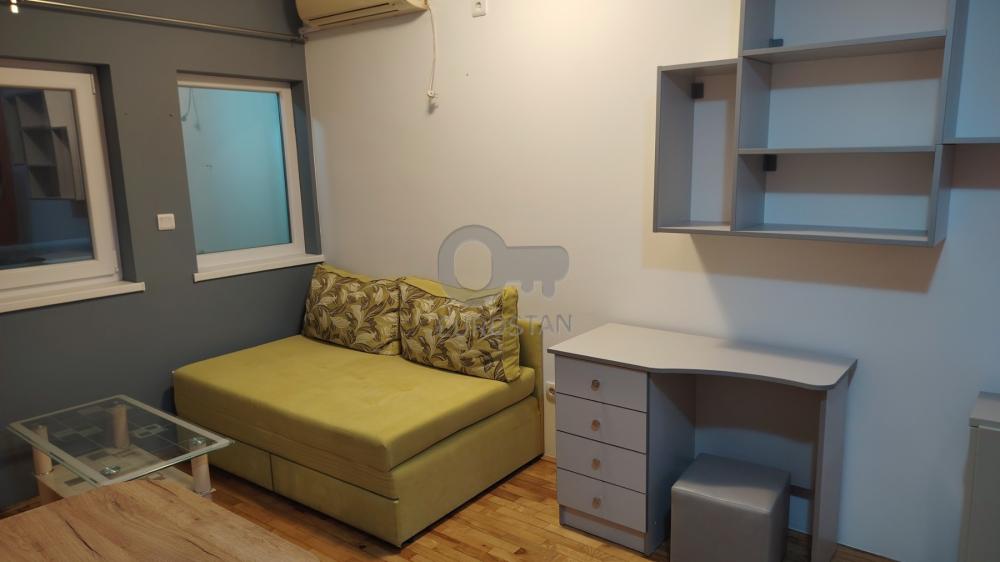 Slika 1 - Privrednikovih pitomaca, Jednoiposoban stan na prodaju, 35m2, 79.500€