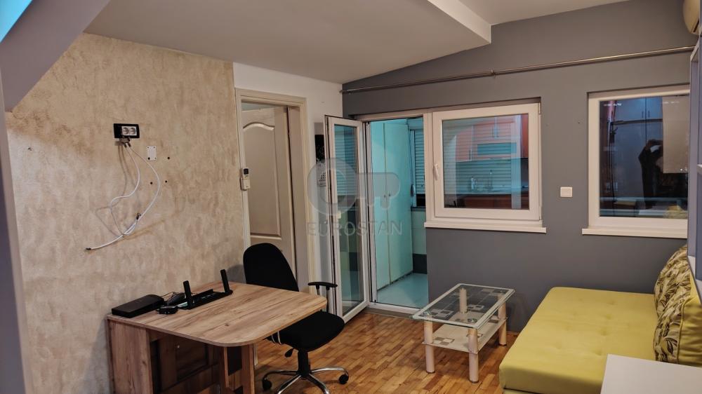 Slika 2 - Privrednikovih pitomaca, Jednoiposoban stan na prodaju, 35m2, 79.500€