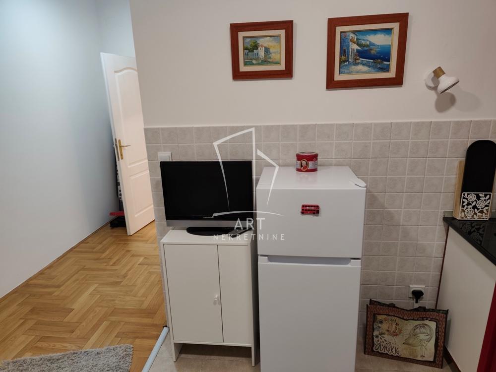 Slika 4 - Voje Veljkovića, Dvosoban stan za izdavanje, 31m2, 450€
