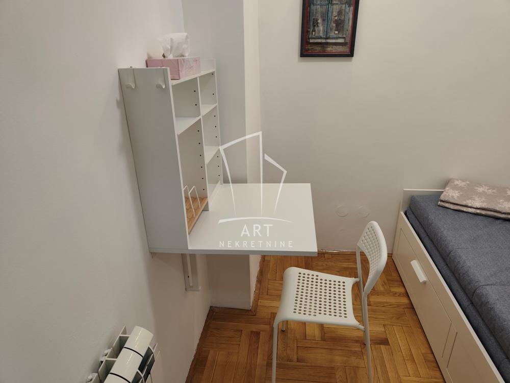 Slika 3 - Voje Veljkovića, Dvosoban stan za izdavanje, 31m2, 450€