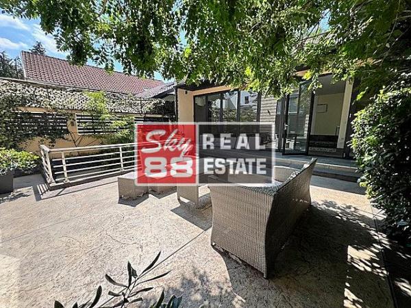 Slika 1 -  Kuća na prodaju, 440m2, 2.950.000€