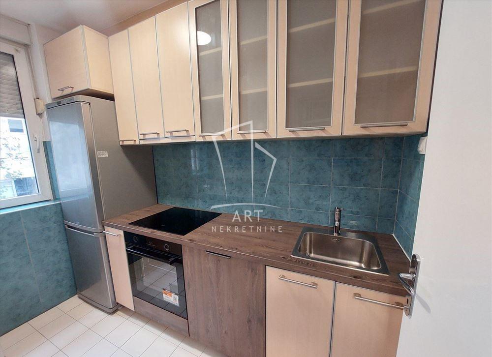 Slika 11 - Bulevar Zorana Đinđića, Trosoban stan za izdavanje, 87m2, 1.500€