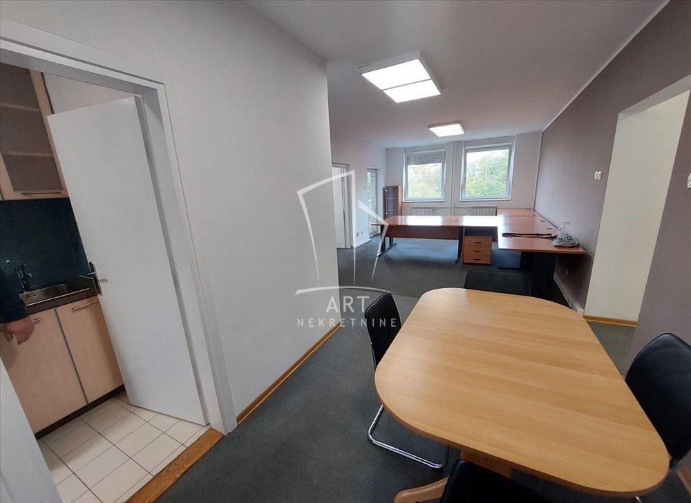 Slika 4 - Bulevar Zorana Đinđića, Trosoban stan za izdavanje, 87m2, 1.500€