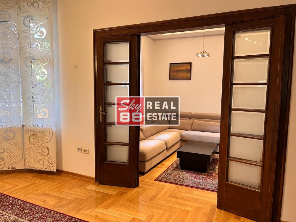 Slika 6 - Četvorosoban stan za izdavanje, 130m2, 2.600€
