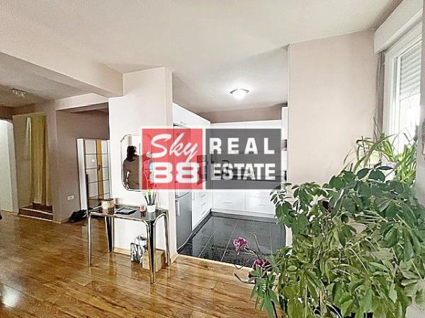 Slika 3 - Stojana Protića, Četvorosoban stan na prodaju, 160m2, 665.000€