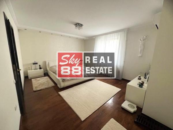 Slika 9 - Diane Budisavljević,  Kuća na prodaju, 288m2, 850.000€